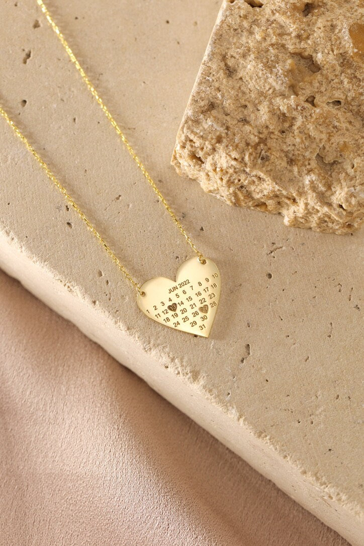 Engraved date heart calendar necklace detail