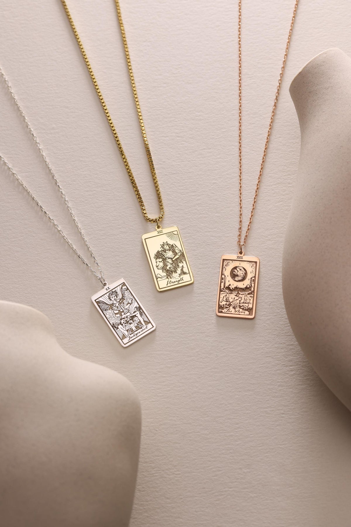 Tarot card necklace detail