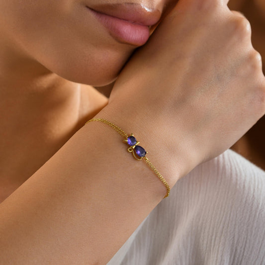 Dainty cat charm bracelet detail