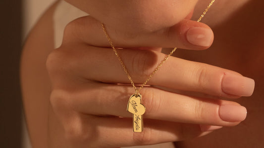 Personalized gold name necklace as a meaningful jewelry gift for her