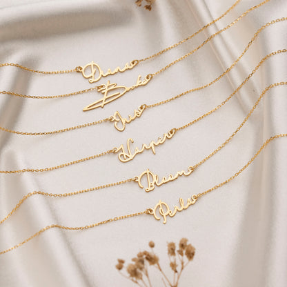 Custom script name necklace – view 9