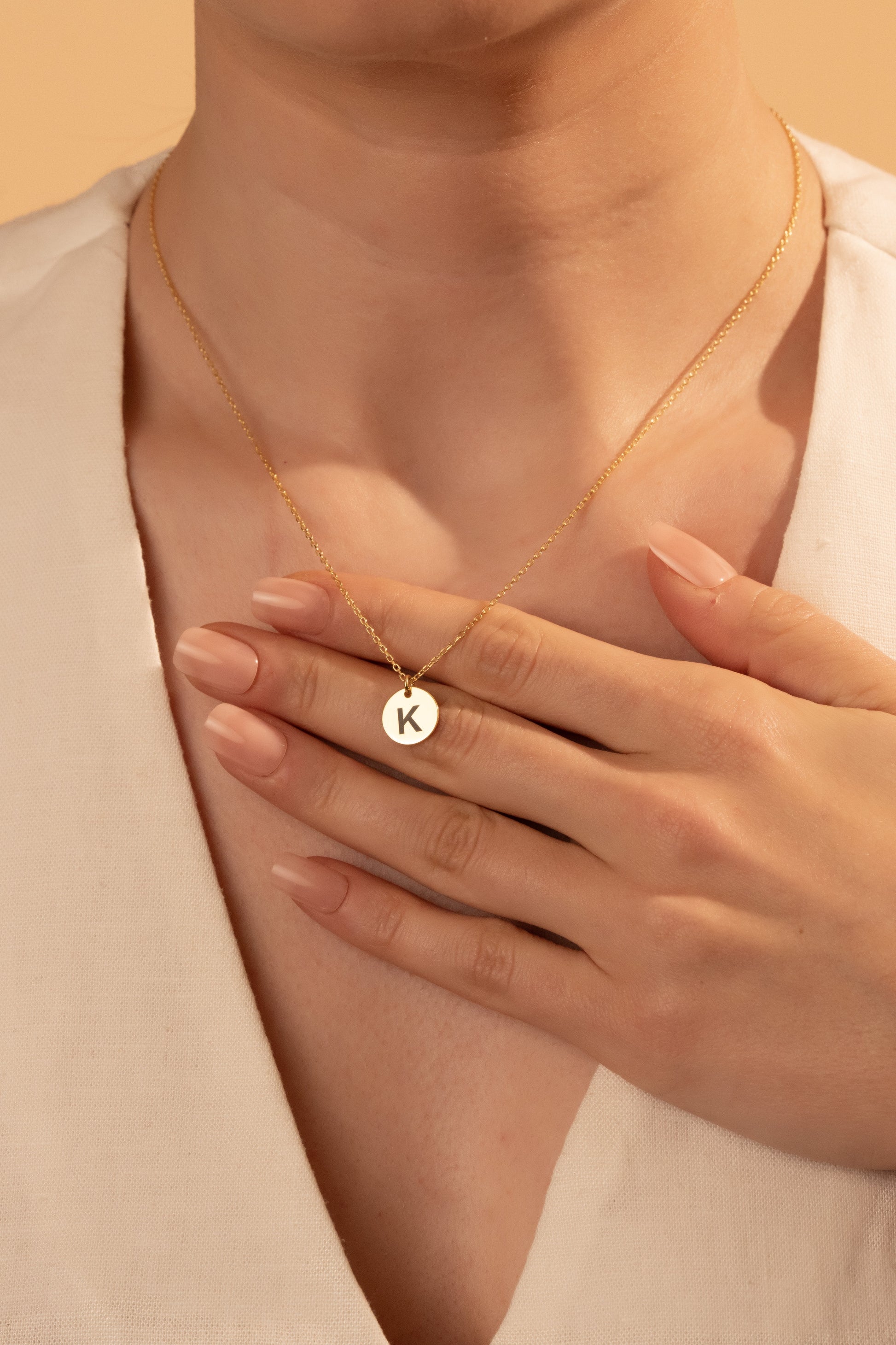 Personalized Initial Necklace – Round Letter Pendant for Women