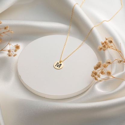Gold round letter M pendant necklace