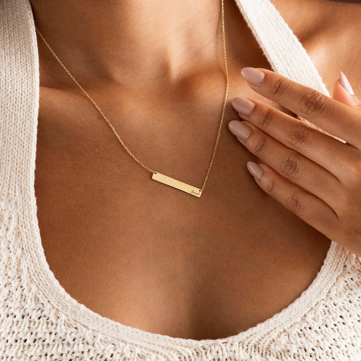 Custom engraved bar necklace pendant detail