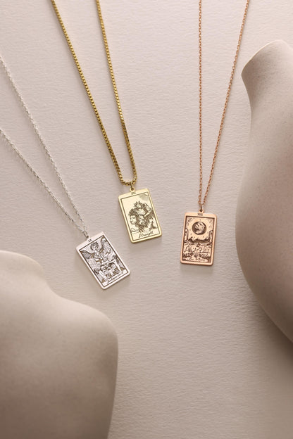 Tarot card necklace detail