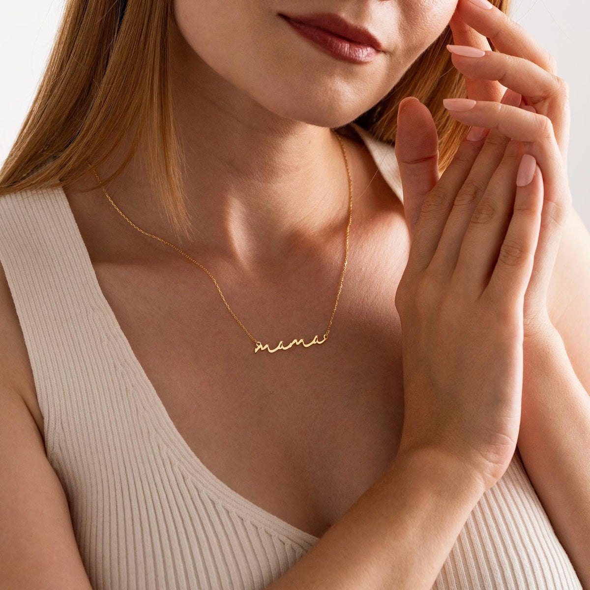 Script nana pendant in gold plated finish