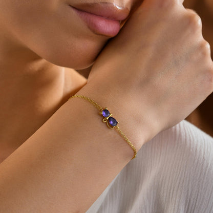 Dainty cat charm bracelet detail