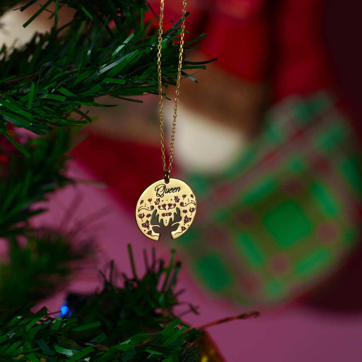 Custom Christmas reindeer pendant with a name border