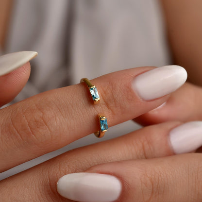 Duo baguette ring shown in several colours