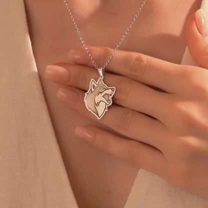 Detailed silver wolf head pendant necklace