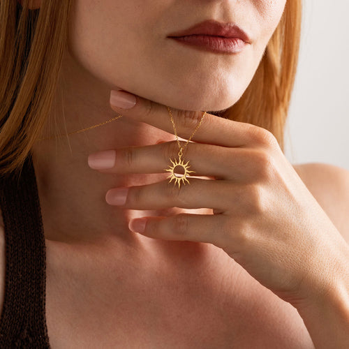 Dainty sun pendant necklace in 18K gold plated 925 sterling silver